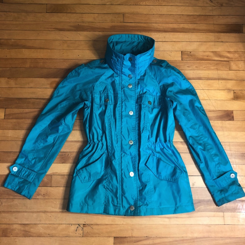 RAIN JACKET
